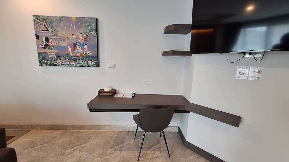Diamond Suite - Photo 10