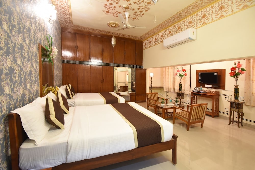 Family Room, 2 Double Beds