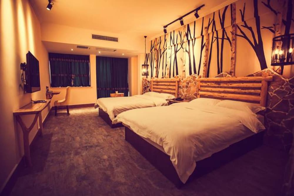 Classic Twin Room