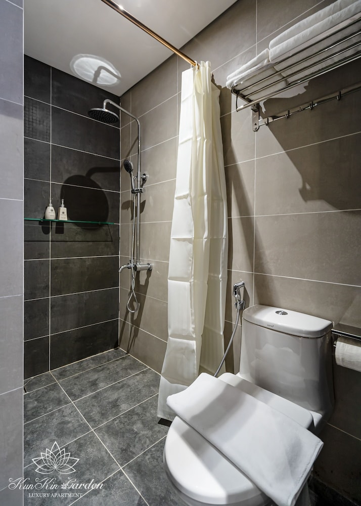 Premier Double Room, 1 Queen Bed photo 3