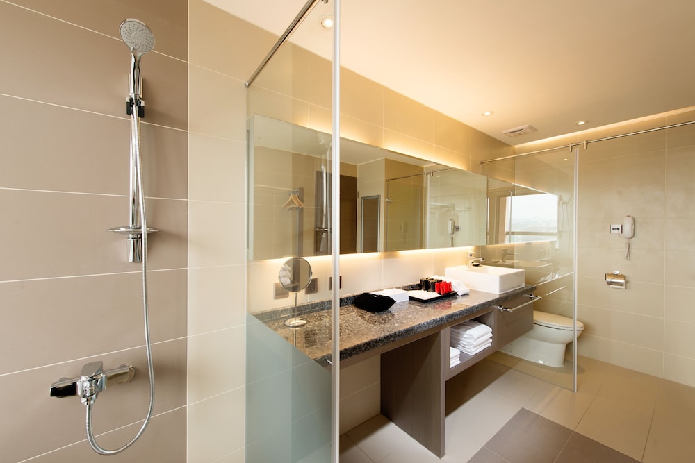 Deluxe Quadruple Room photo 3