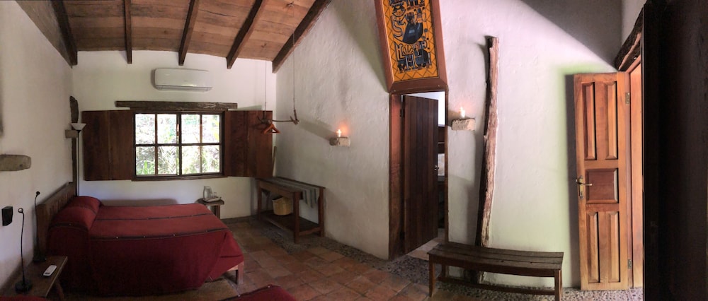 Deluxe Double Room, 2 Double Beds, Garden View