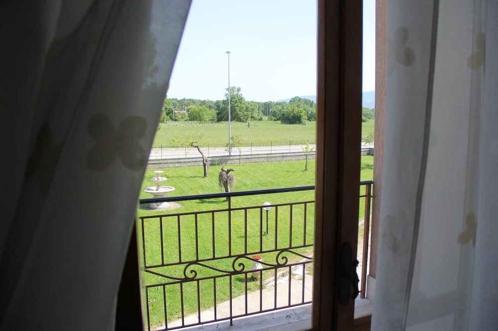 Triple Room - Photo 1