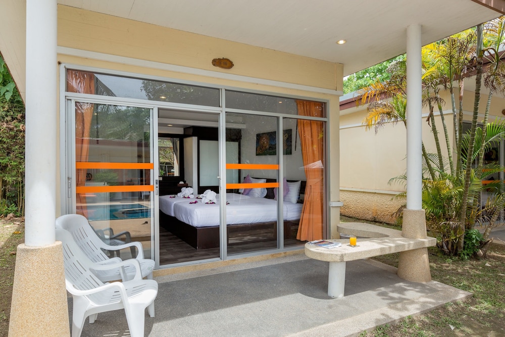 Deluxe Villa Pool Access - Photo 3