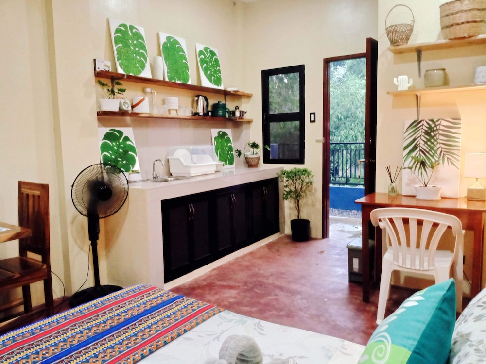 Comfort Studio, Garden View