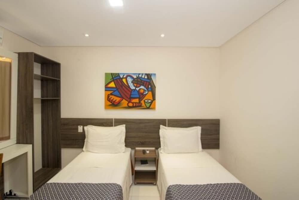 Standard Double or Twin Room photo 1