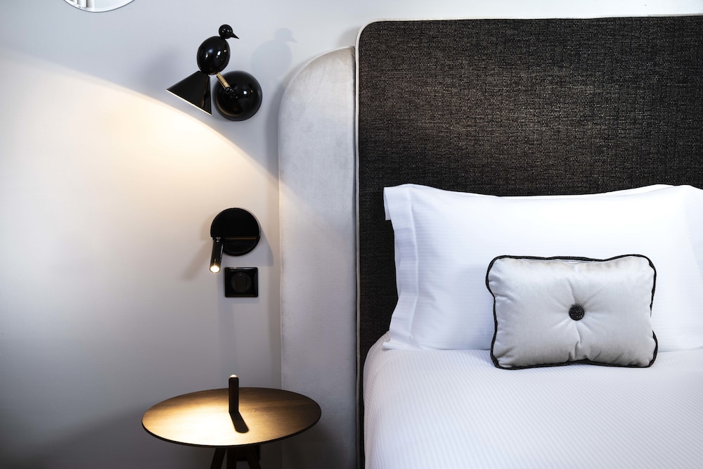 Superior Double or Twin Room, 1 Queen Bed photo 2