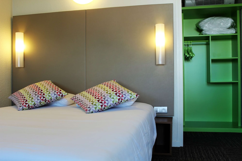 Standard Room, 1 Double Bed - Photo 1