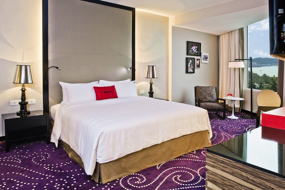 Gold Suite - Newly Renovated
