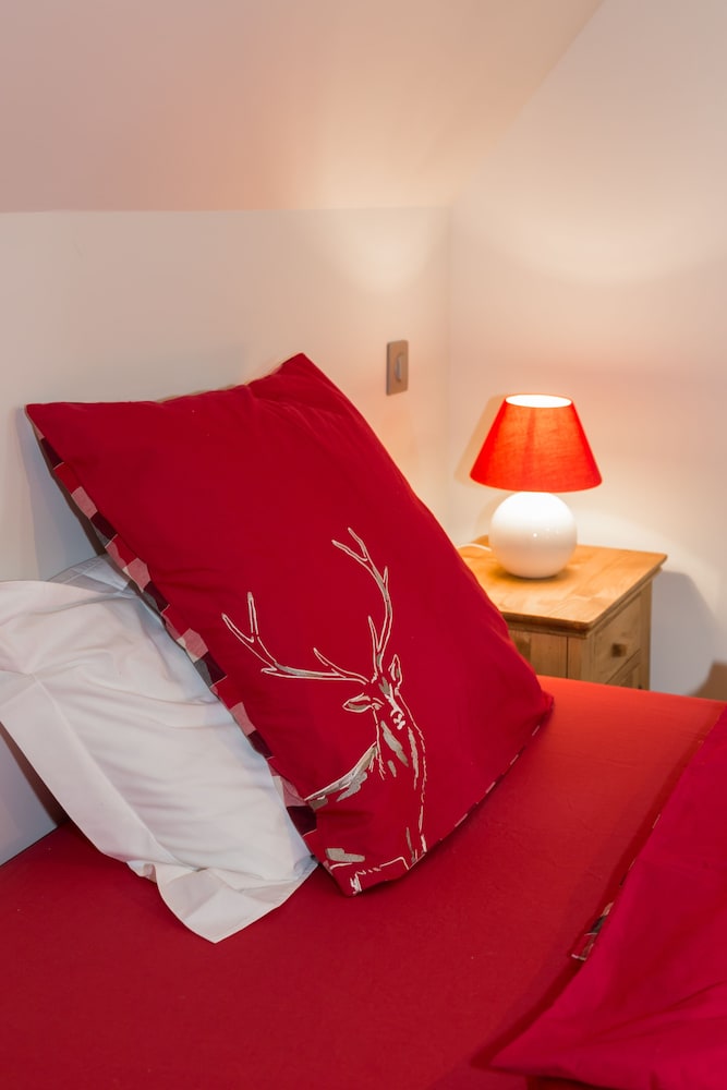 Superior Double or Twin Room, Private Bathroom (Chambre Coin de Montagne) photo 1