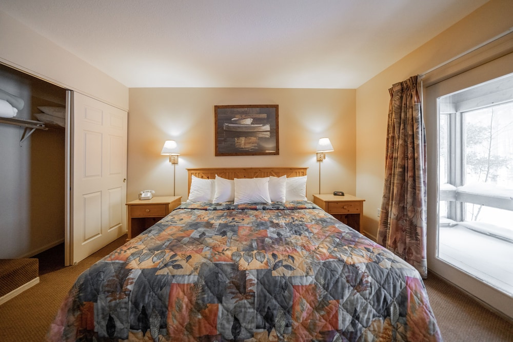 Junior Suite, 1 King Bed with Sofa bed