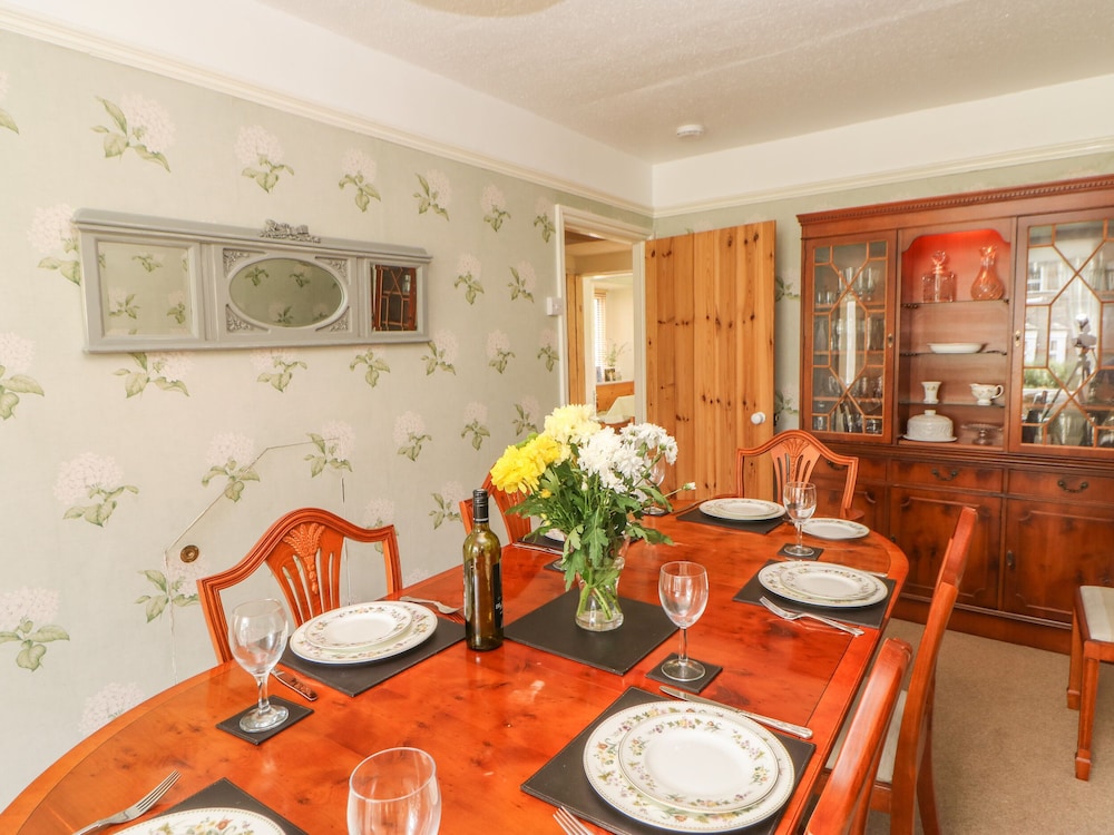 Cottage photo 2