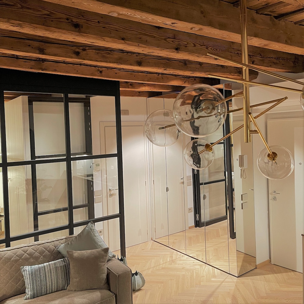 Exclusive Apartment photo 2