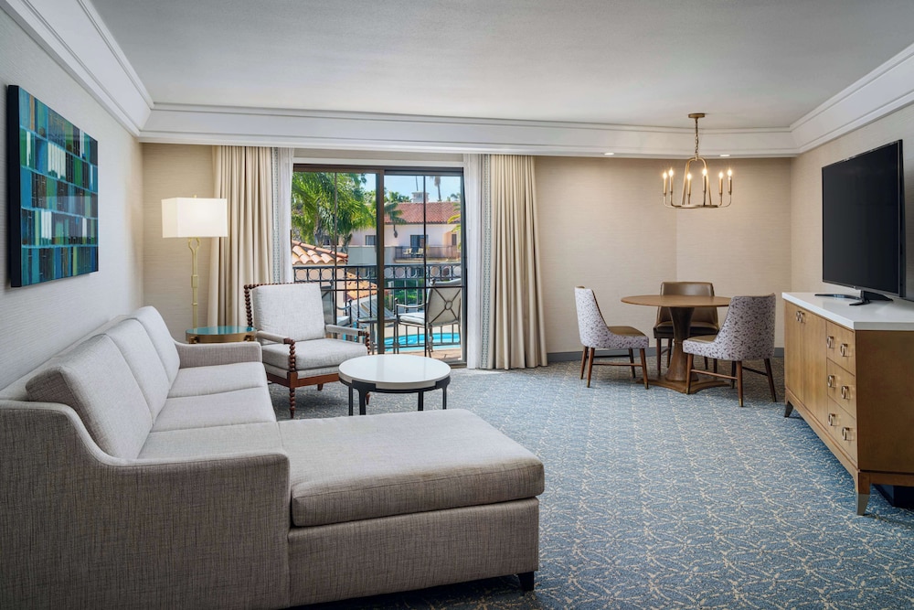 Suite, 1 Bedroom, Resort View - Photo 1