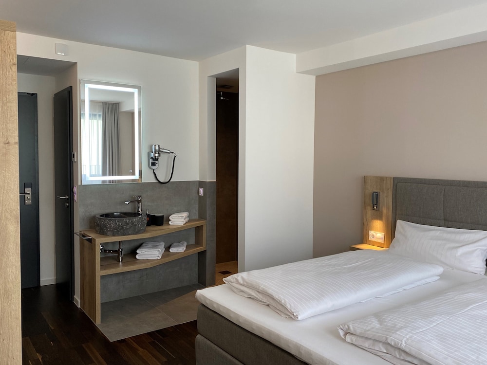 Comfort Double Room - Photo 12