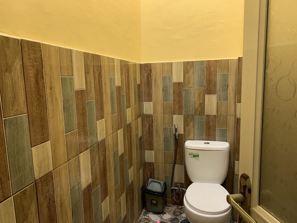 Standard Double Room - Photo 14