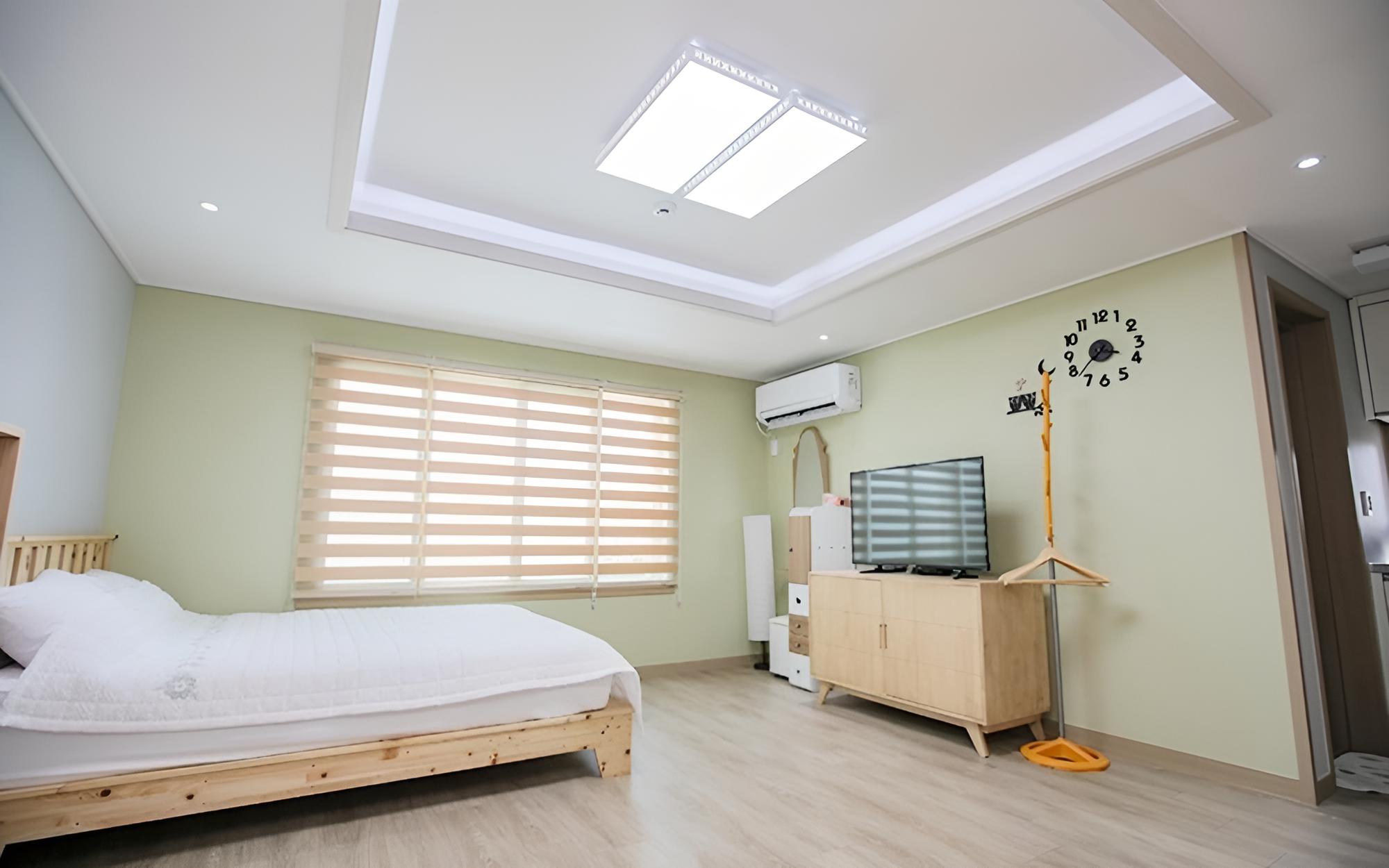 Room (Room 203) photo 2
