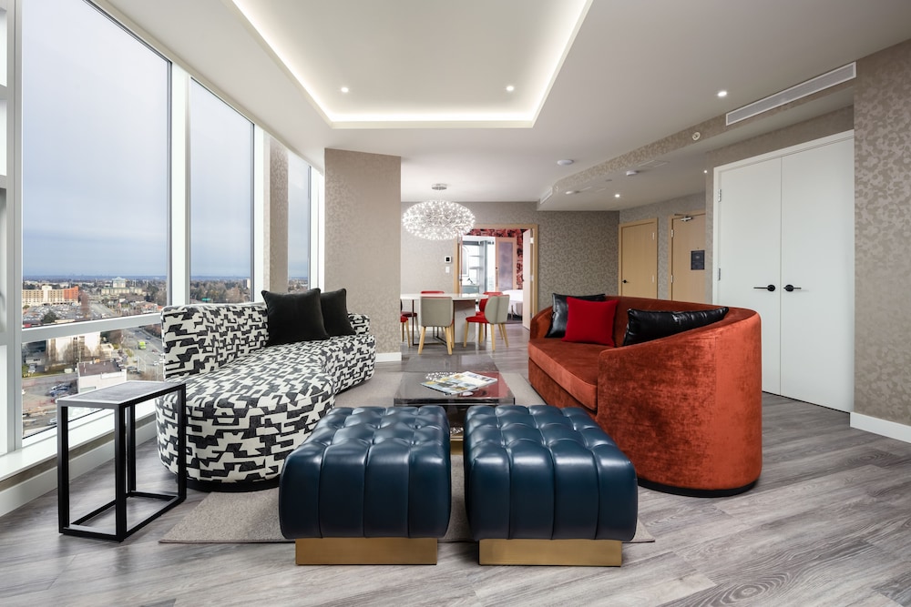 Premier Suite, 2 Bedrooms photo 2