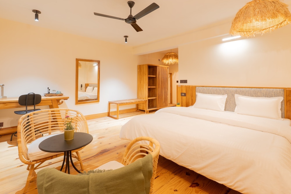 Superior Double or Twin Room, Balcony, Mountain View photo 1