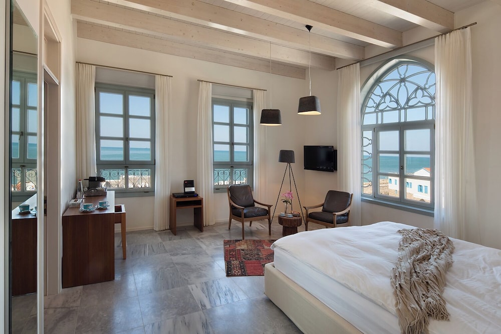Royal Room, Sea View