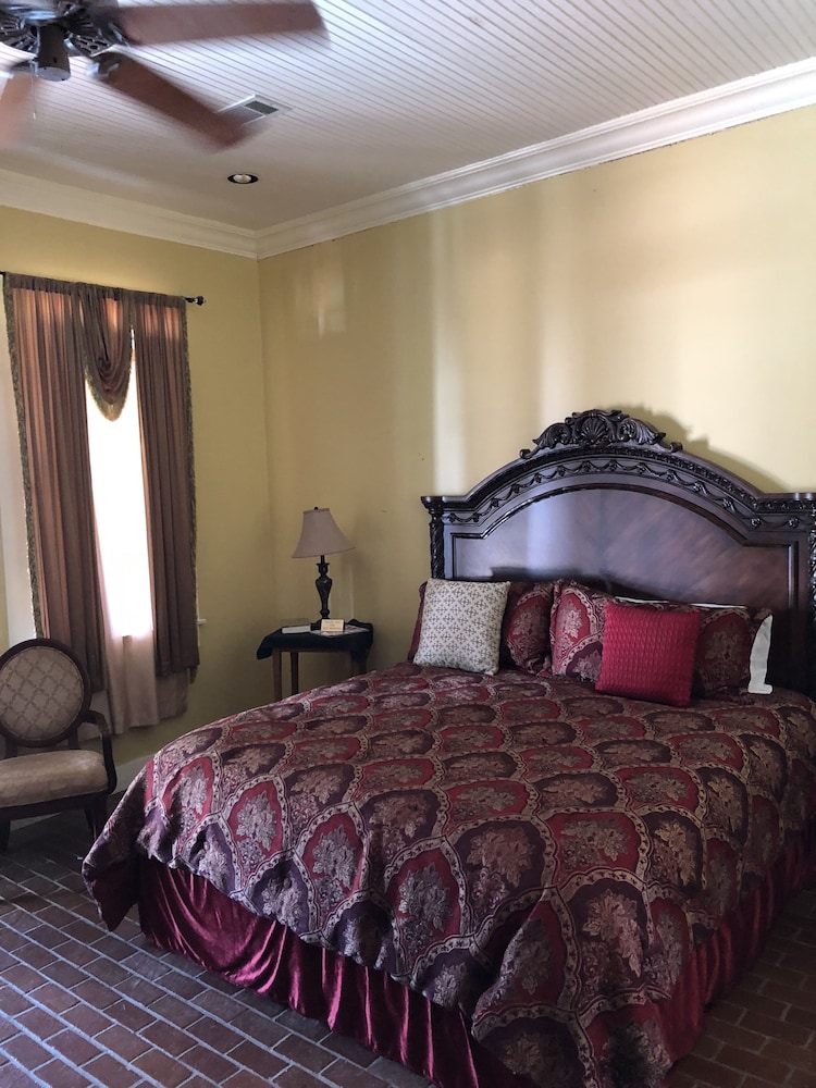 Camellia Cottage photo 1