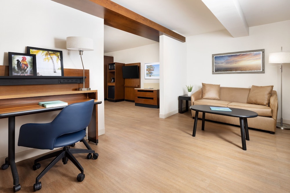 Suite, 2 Queen Beds and 1 Sofa Bed, Non Smoking