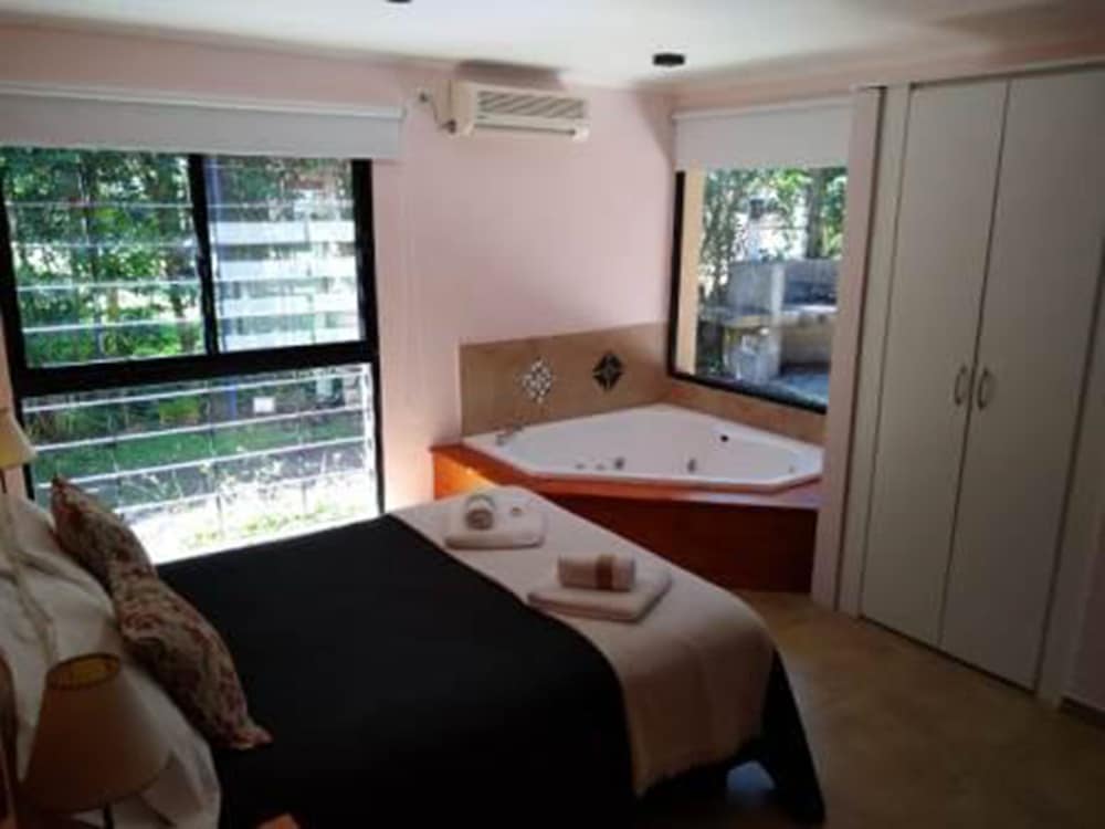 Romantic Studio Suite