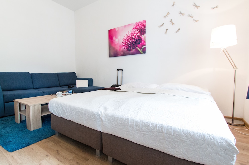 Comfort Apartment, 2 Bedrooms, Kitchen