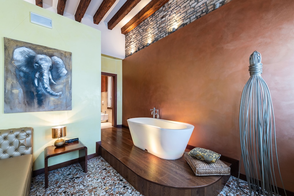 Suite, City View photo 2