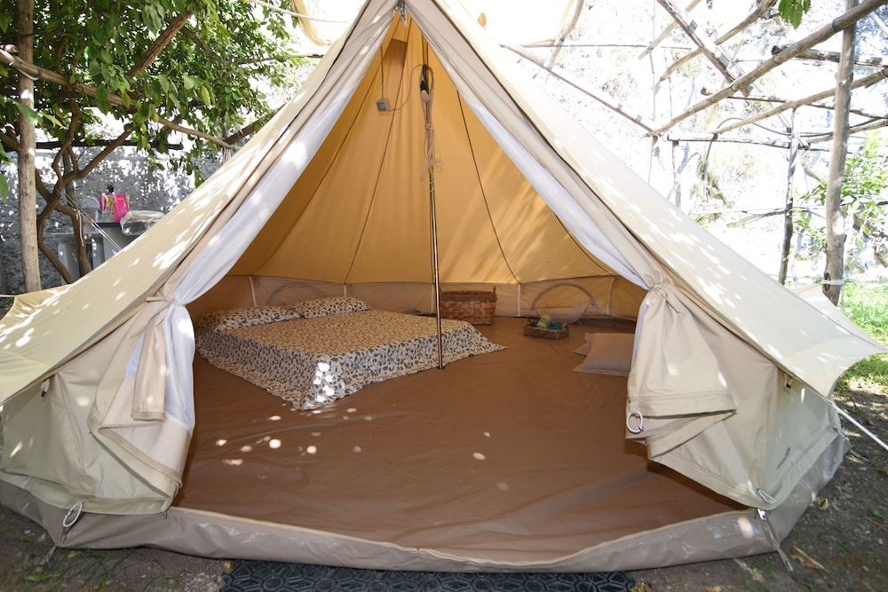 Deluxe Tent (going down 120-320 steps) photo 2