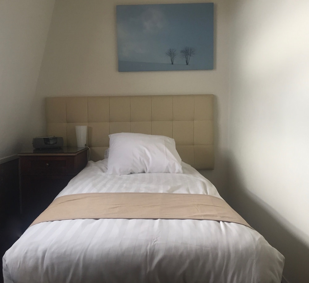 Economy Single Room photo 2