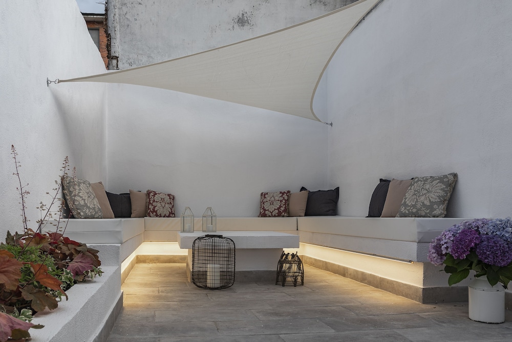 Luxury Suite photo 3