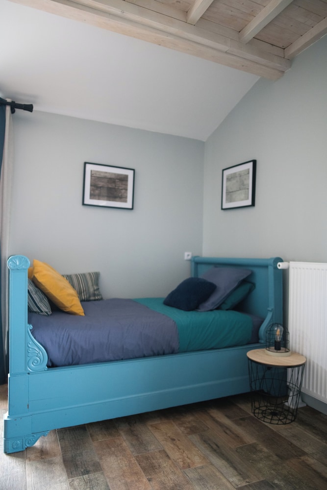 Superior Triple Room, Ensuite, Garden View (Dauphinelle) photo 3