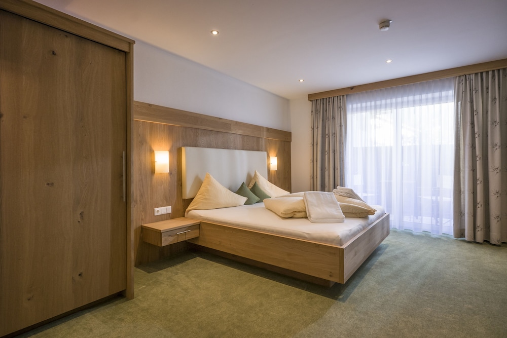 Superior Quadruple Room, 1 Bedroom, Terrace, Ground Floor photo 1