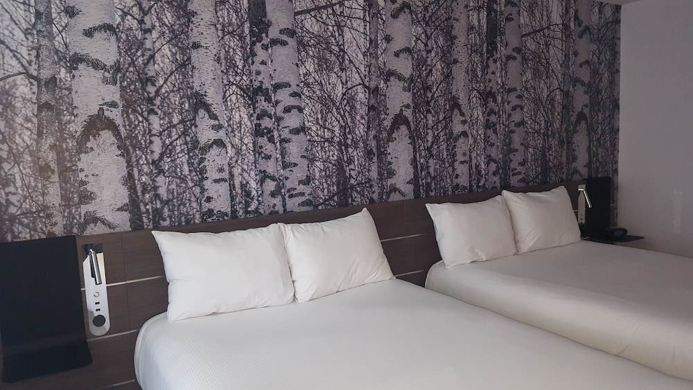 Superior Double Room, 2 Double Beds - Photo 2