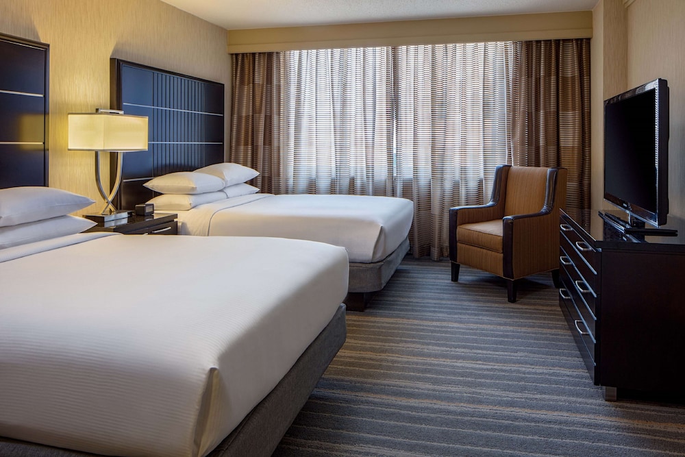 2 Double Beds Premium Suite - Photo 2