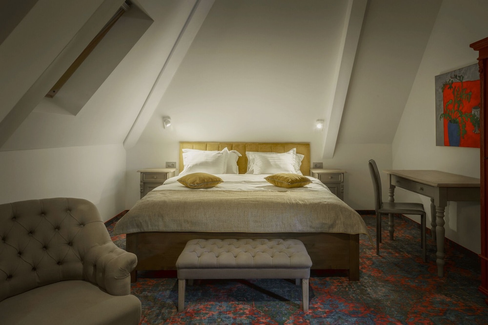 Classic Apartment - Photo 2