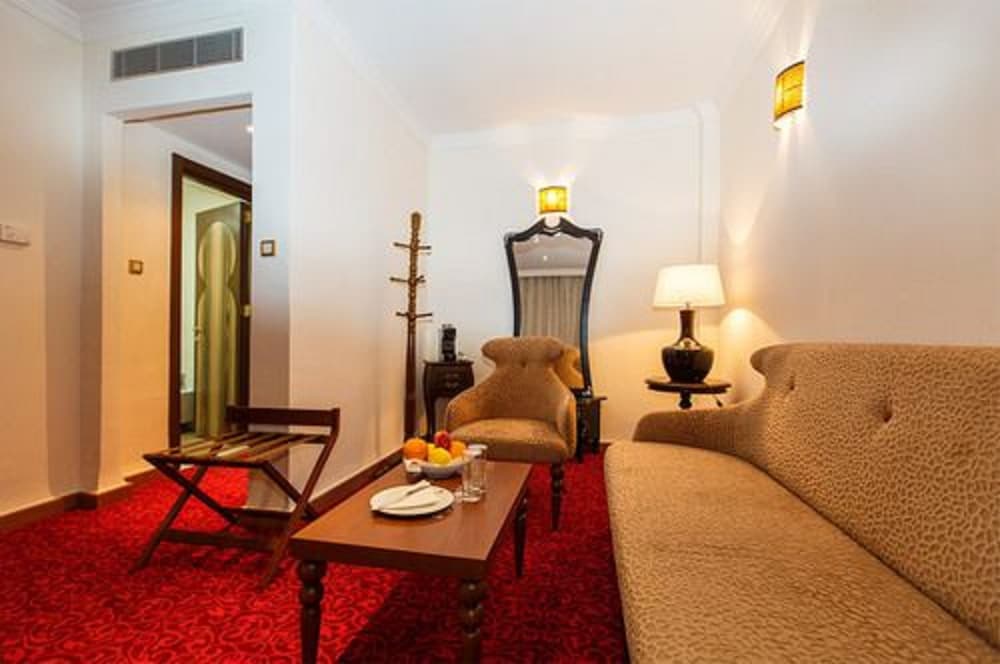 Deluxe Double Room photo 3