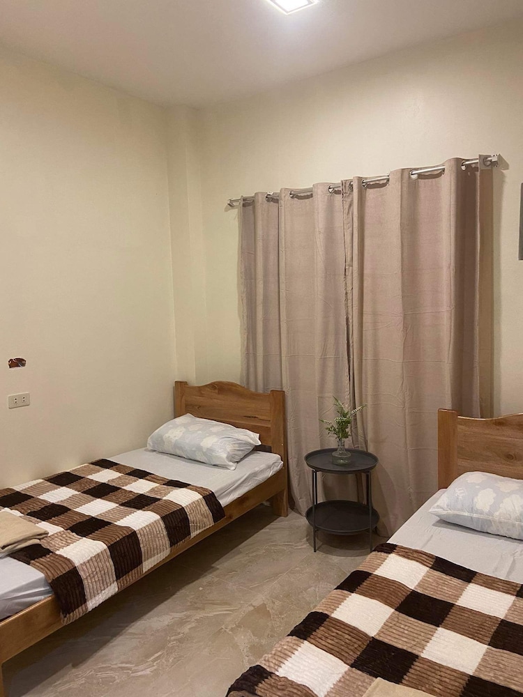 Deluxe Twin Room photo 2