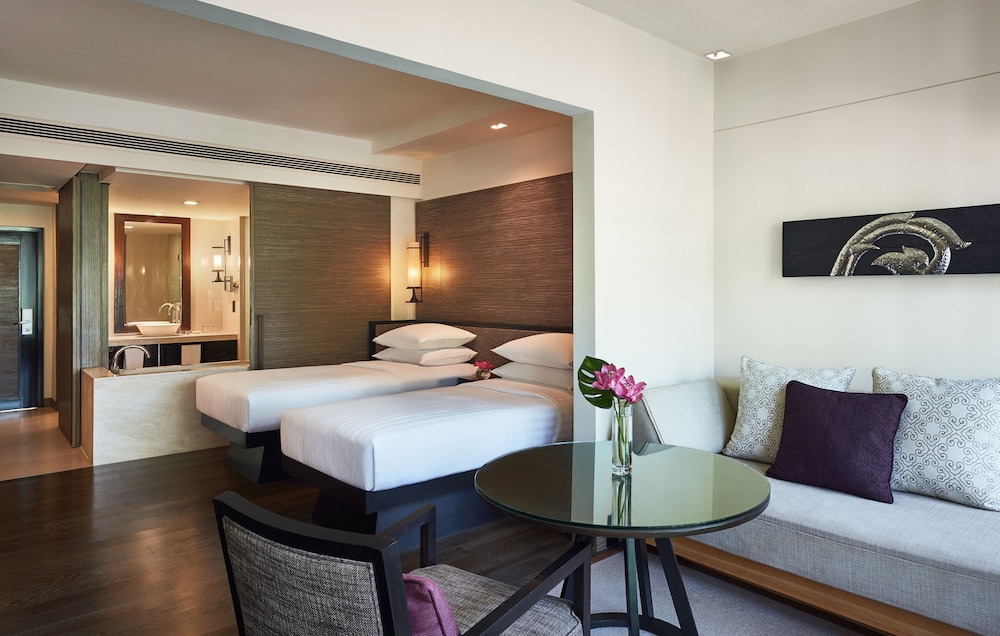 Club Room, 2 Twin Beds (Club Access) - Photo 3