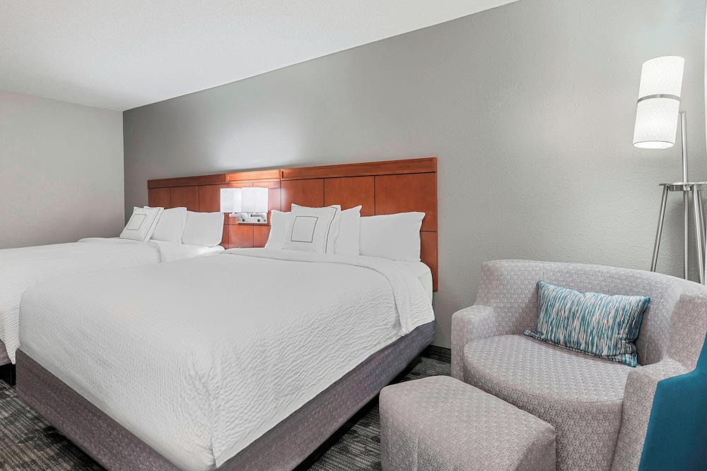 Room, 2 Queen Beds - Photo 1