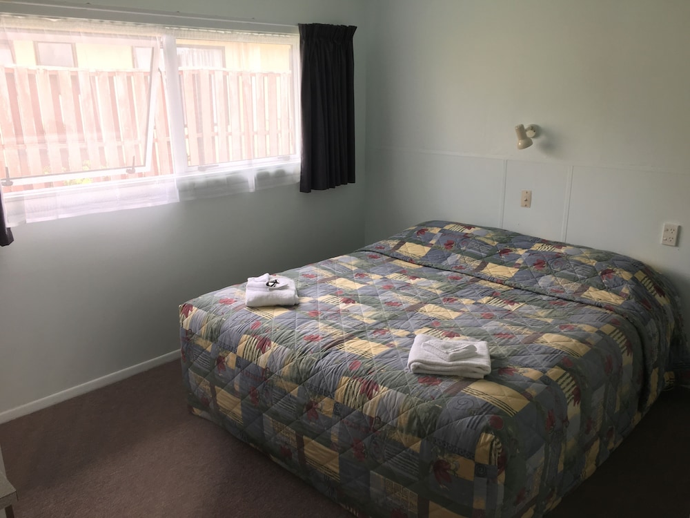 One Bedroom photo 1