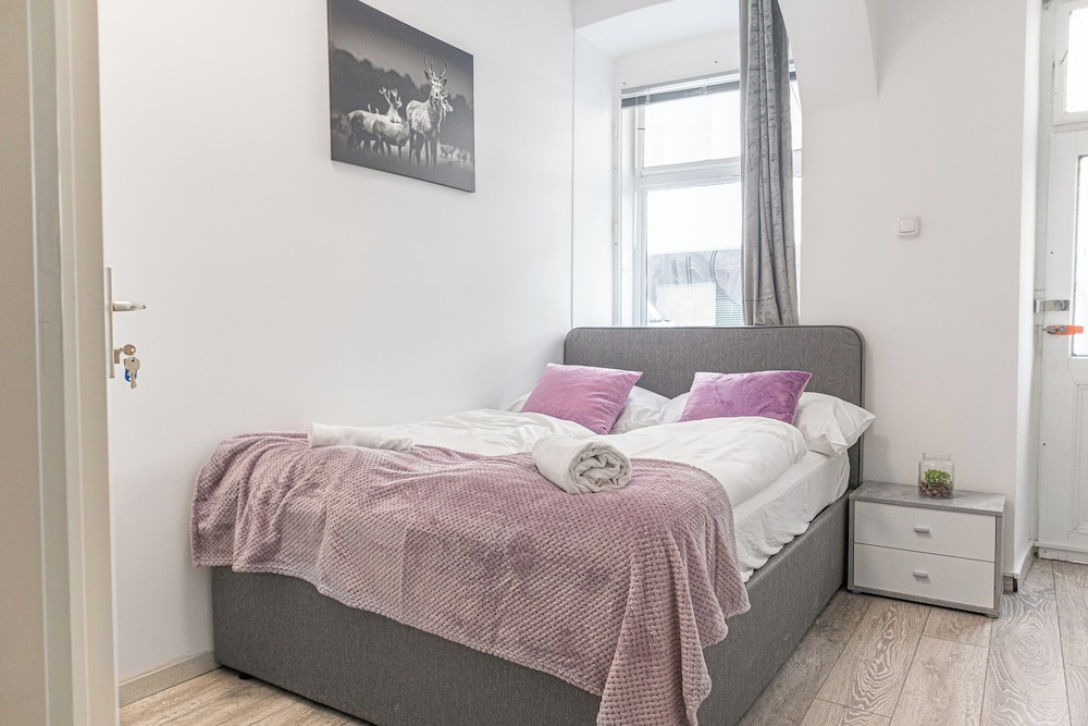 Basic Room