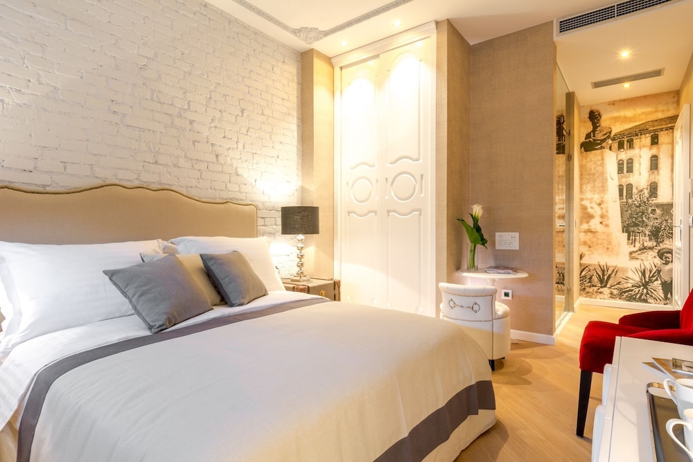 Comfort Double Room, City View photo 3