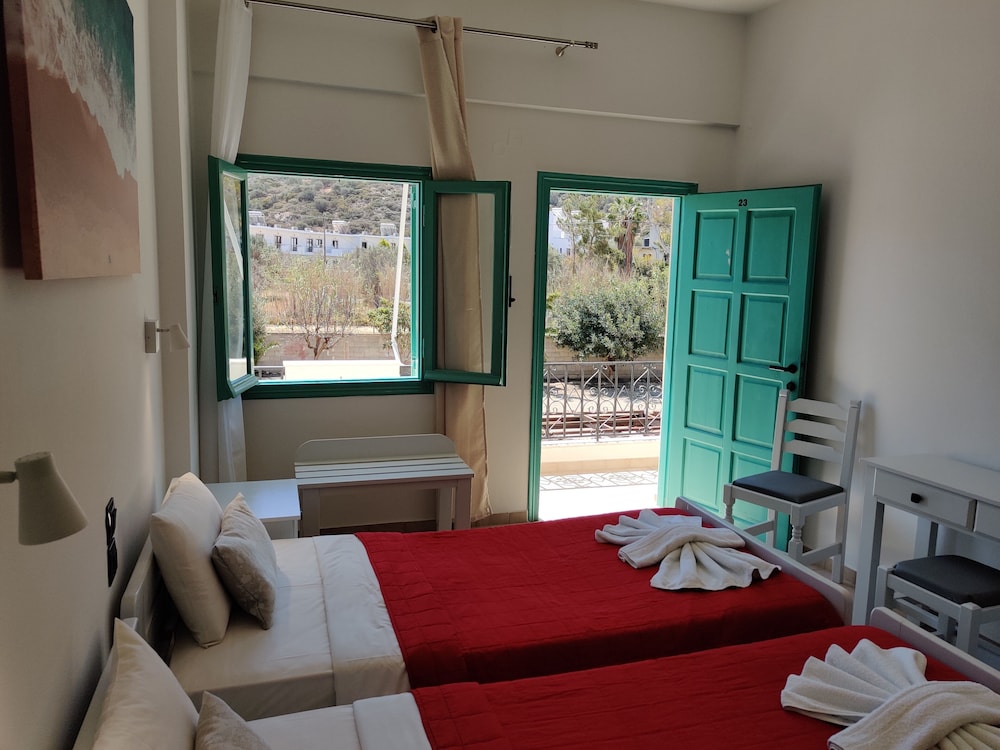 Standard Room - Photo 10