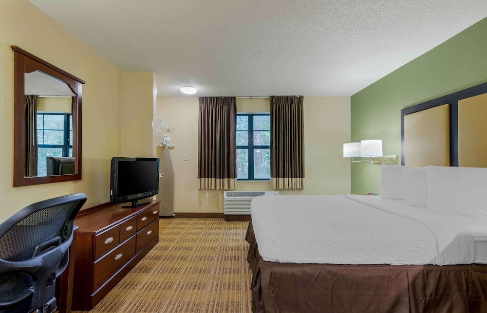 Studio, 1 Queen Bed, Non Smoking - Photo 2