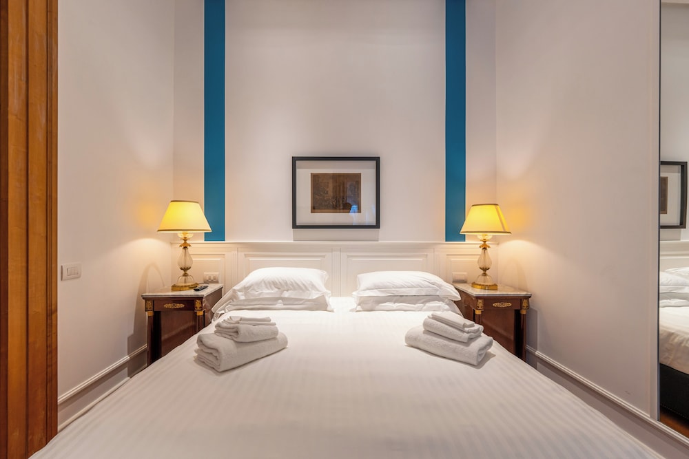 Superior Room, Courtyard View
