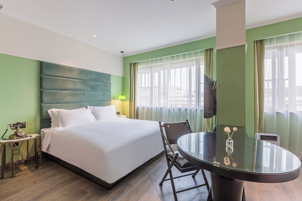 Romantic Room photo 2