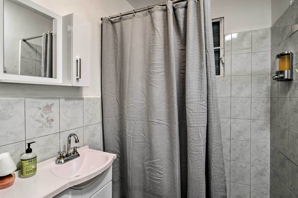 House (2 Bedrooms) photo 3