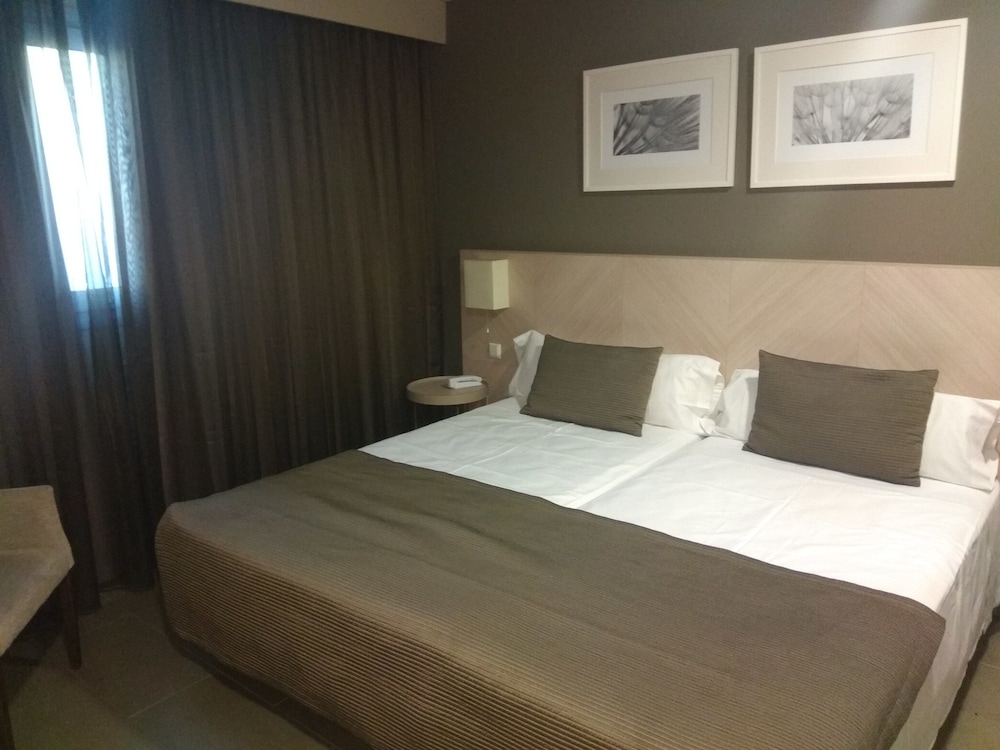 Basic Double or Twin Room, Ground Floor photo 2